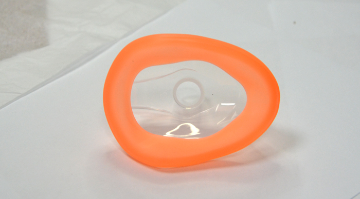 雙色模具設(shè)計(jì)比單色模具復(fù)雜在哪？